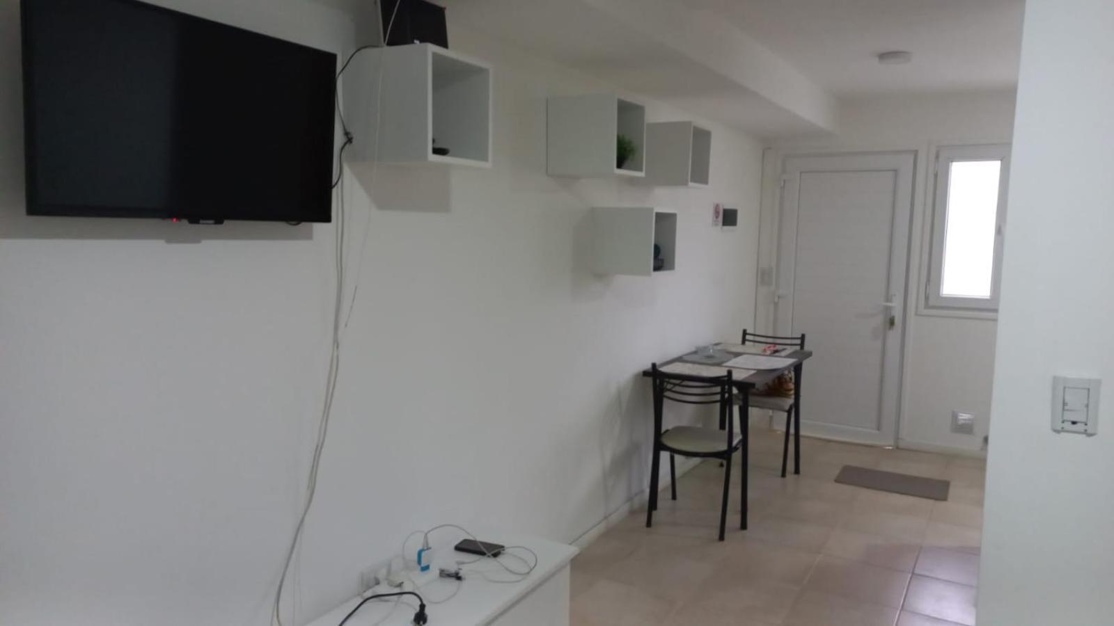 Depto Monoambiente Leum Anoka Apartment อูซัวยา ภายนอก รูปภาพ